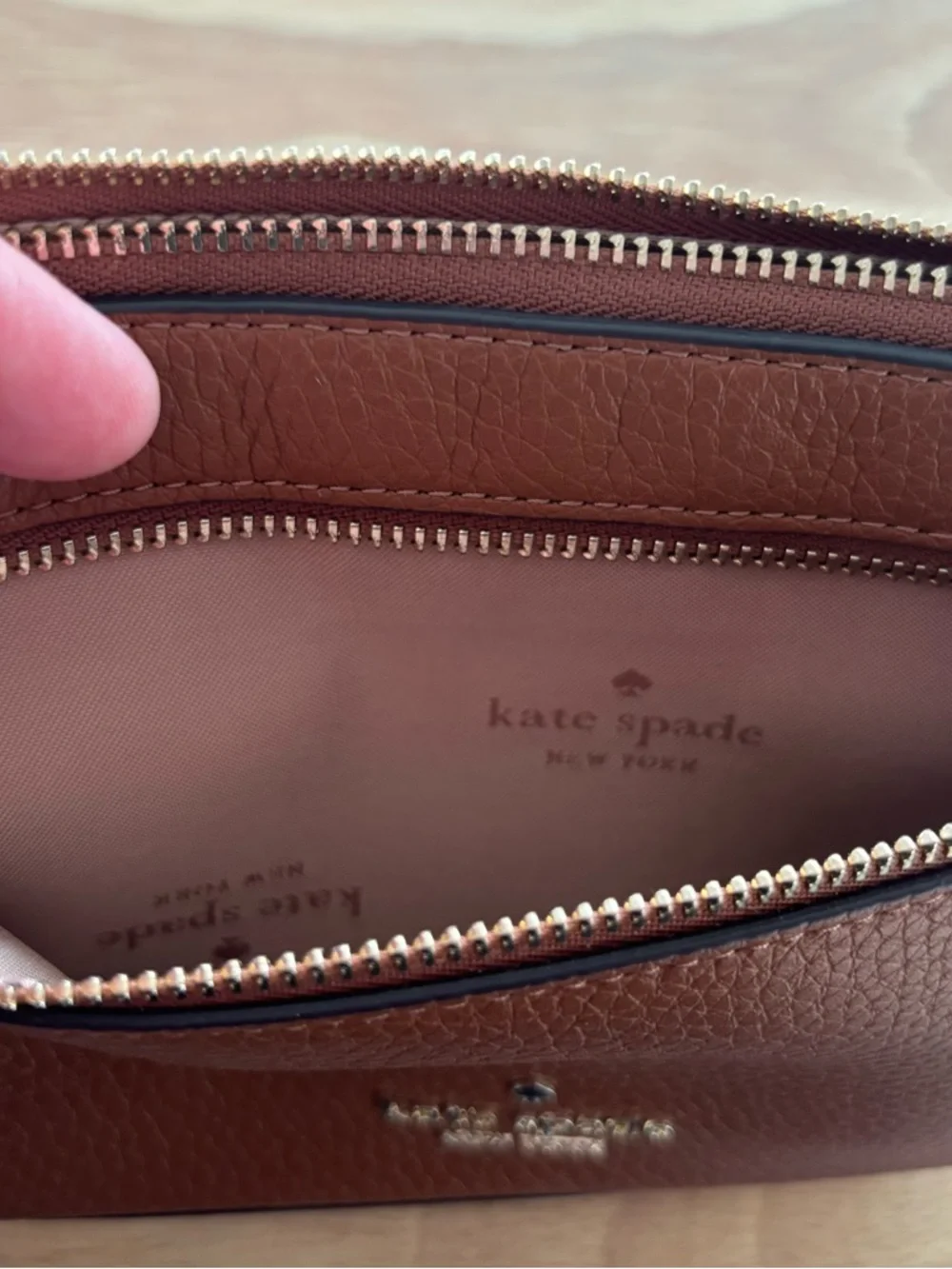 Kate Spade Leila Pebbled Leather Convertible Leather Wristlet Gingerbread - Picture 6 of 8